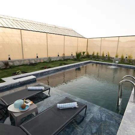 Отель Ada Каш